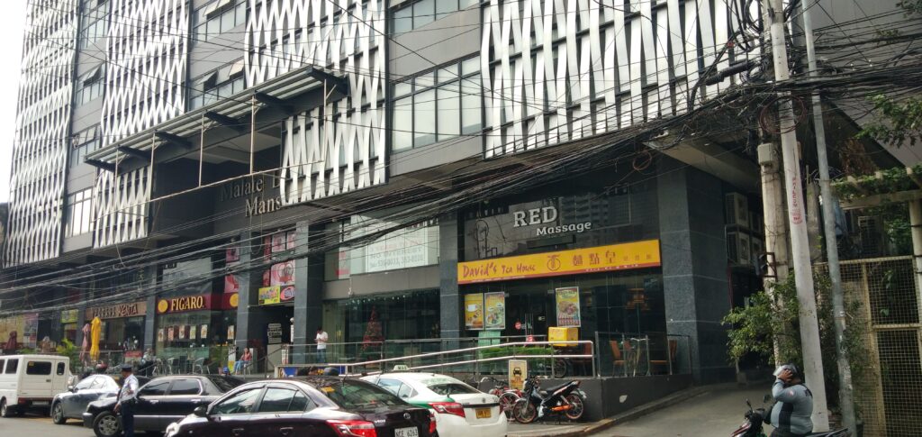 Building exterior of Bayview Mansion condo in Malate Manila