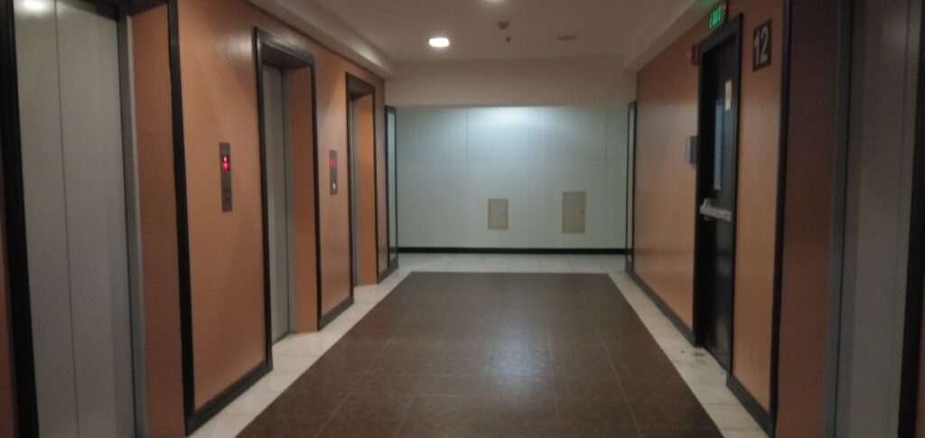 Elevators of Bayview Mansion