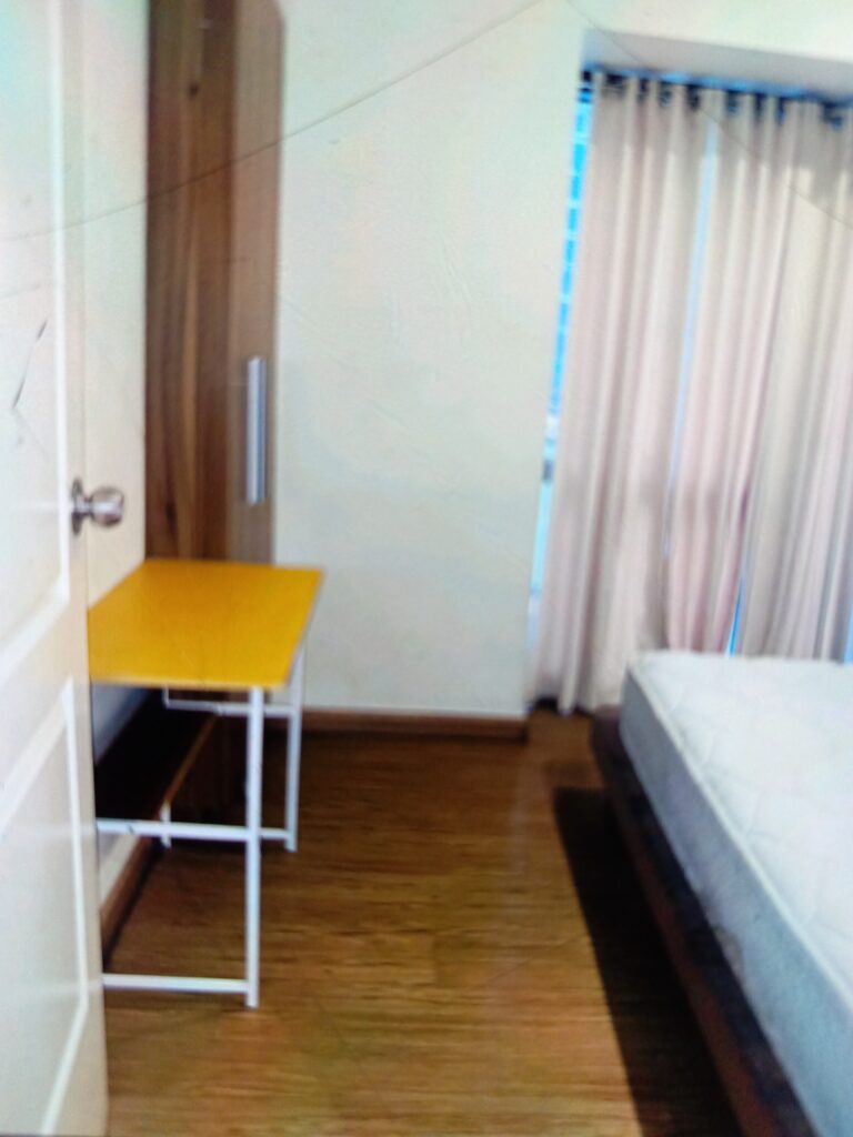 6 bedroom