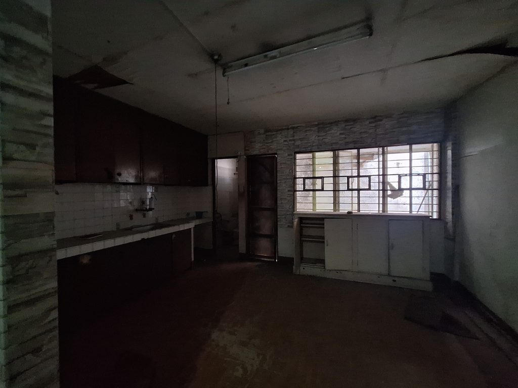 5 kitchen, laundry area and tb